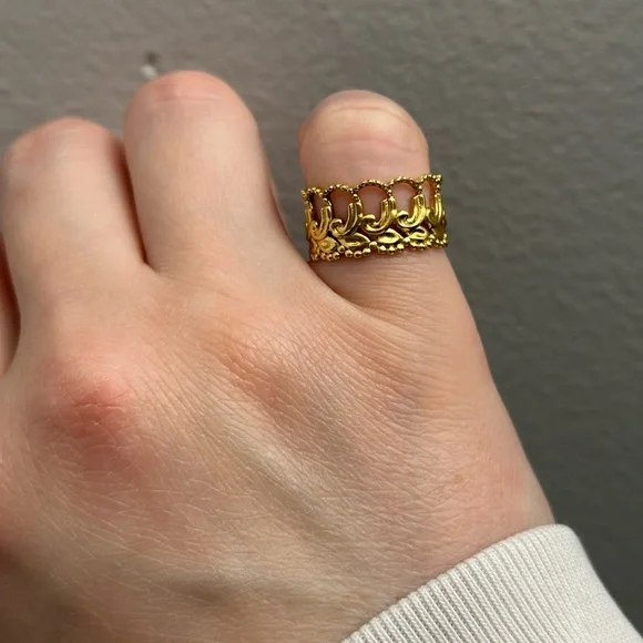 Sezane Calypso Gold Ring - Picture 6 of 8